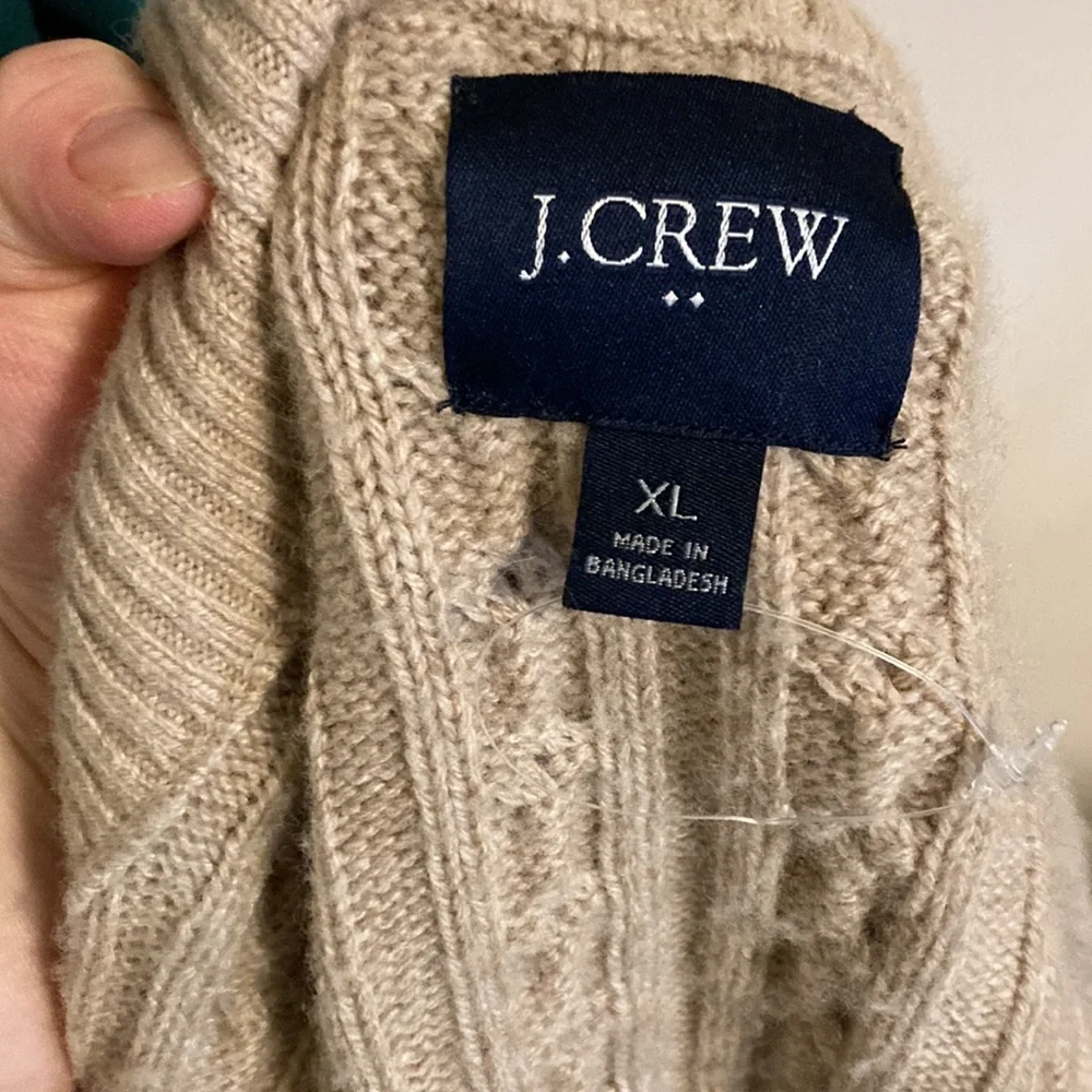 NWOT J.CREW BIEGE KNIT ZIP UP SWEATER